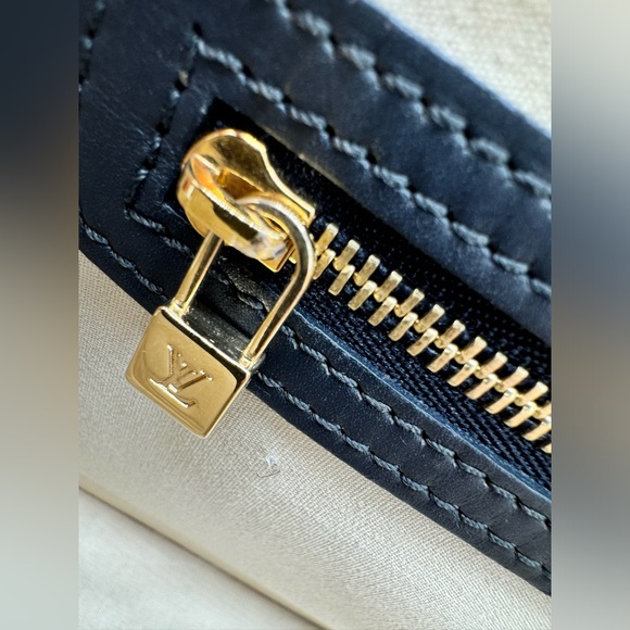 Louis Vuitton Monogram Mini Lin Alma Long Handbag - Picture 8 of 14